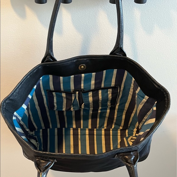 Tory Burch Nylon/Leather tote with logo - Picture 3 of 5